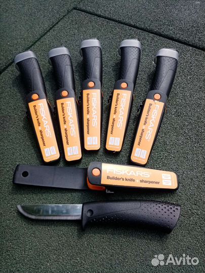 Нож Fiskars
