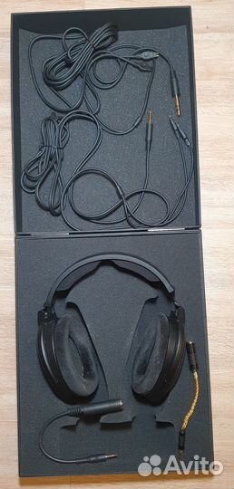 Наушники Sennheiser HD 660S с коробкой и проводами