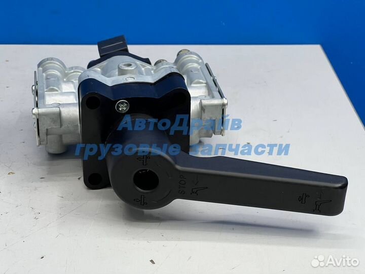 Кран ручного управления пневмоподвеской Schmitz