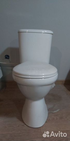 Унитаз с бачком бу