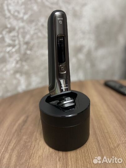 Электробритва Philips Series 9000 SkinIQ S9987/59