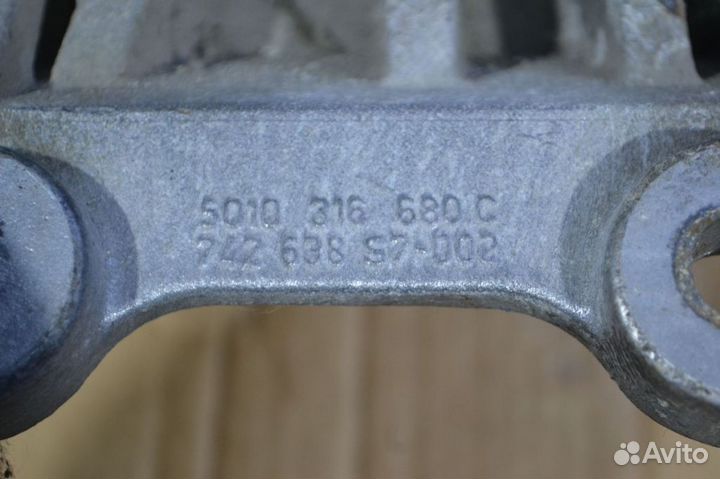 Подушка двс Renault Trucks Премиум (2000-2006)