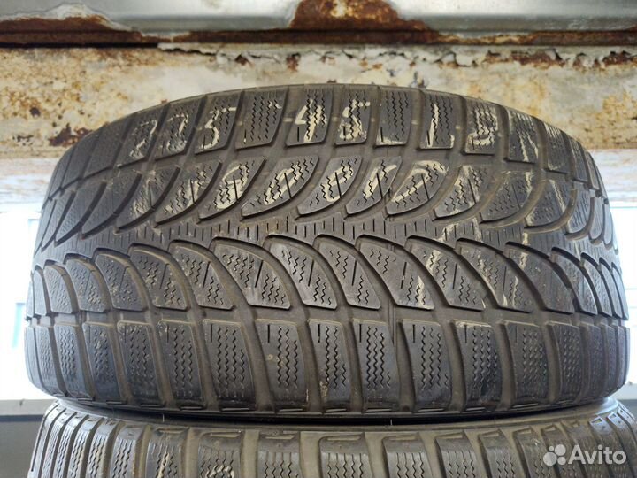 Bridgestone Blizzak LM-32 225/45 R18