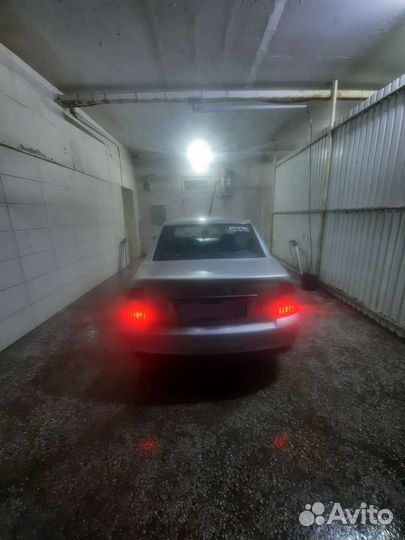 LADA Priora 1.6 МТ, 2008, битый, 180 000 км