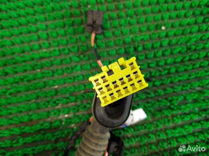 Проводка двери задней правой KIA soul 2009