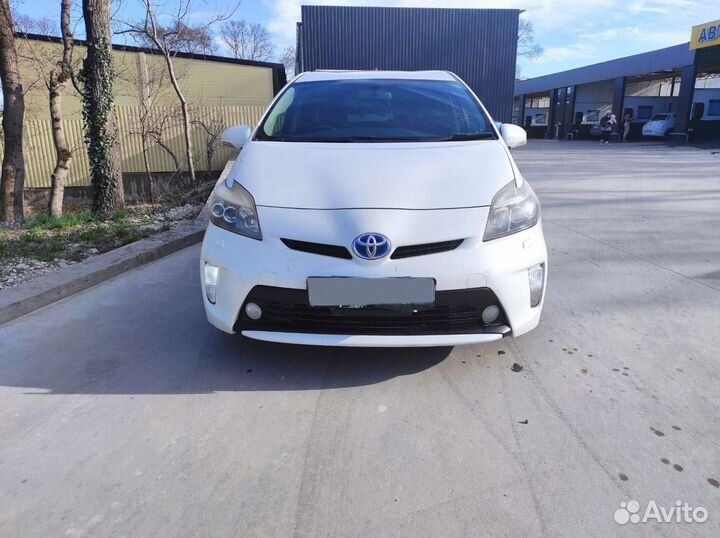 Toyota Prius 1.8 CVT, 2013, 250 000 км