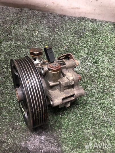 Насос гидроусилителя руля Mitsubishi Lancer X