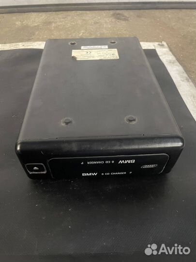CD-чейнджер BMW E38