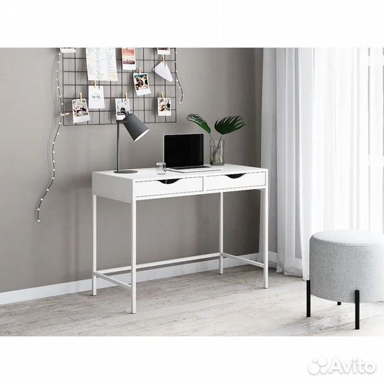 Стол компьютерный Чип