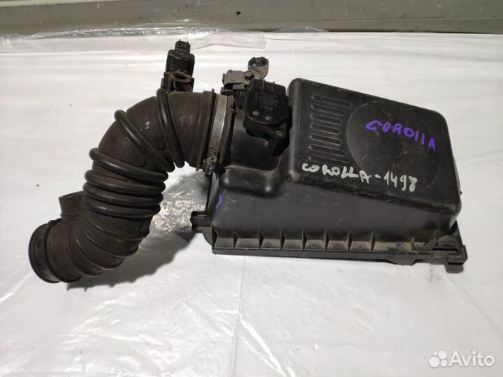 Корпус воздушного фильтра Toyota Corolla E12