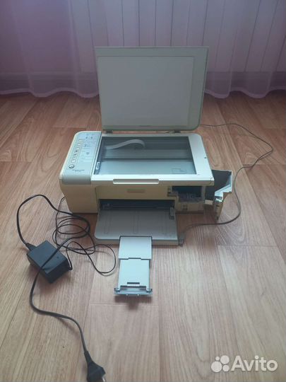Принтер HP цветной струйный