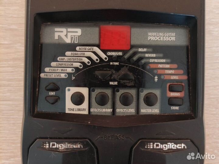 Гитарный процессор digitech rp70