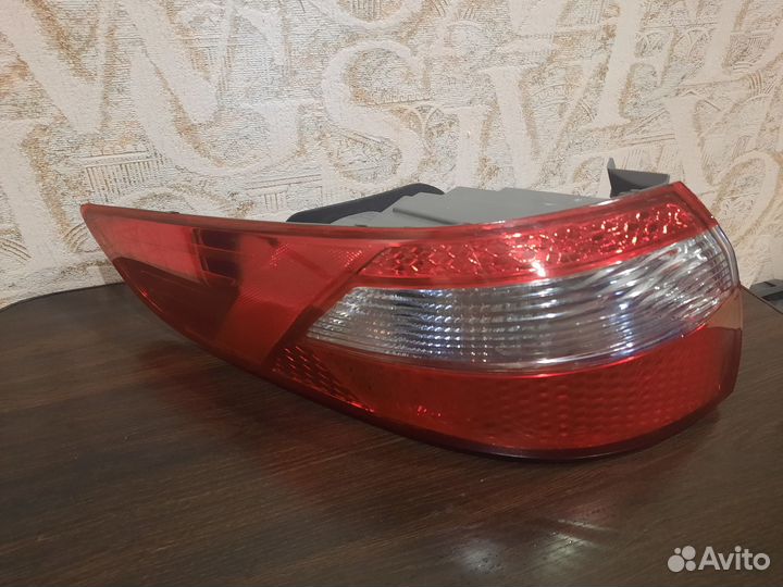Фонарь задный левый (крыло) Kia Rio 3