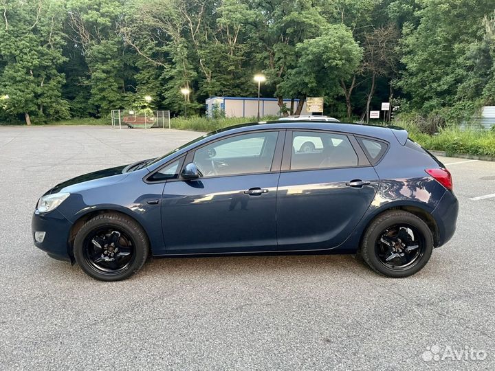 Opel Astra 1.6 AT, 2011, 126 000 км