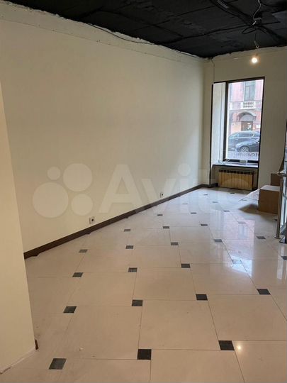 Торговое помещение, 76 м²