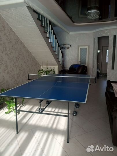 Теннисный стол