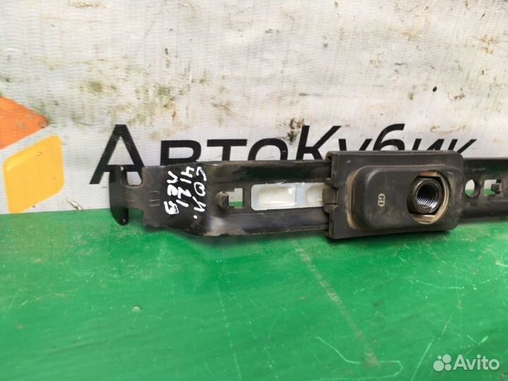 Механизм регулировки ремня безопасности передний