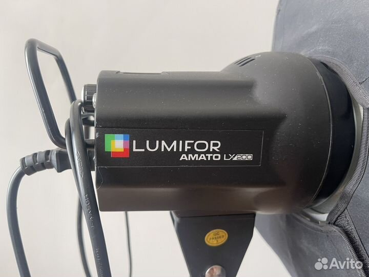 Студийная Вспышка Lumifor amato LX200