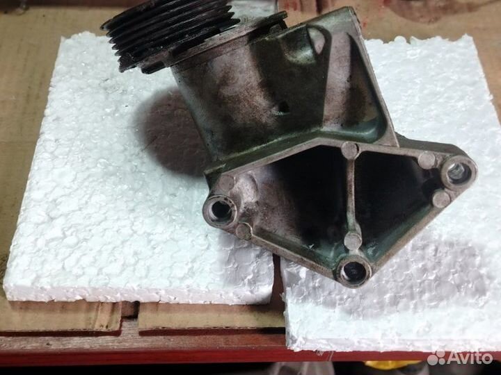 Натяжитель Ford Focus 1 хэтчбек 5 дв 1.6 fydb 2002