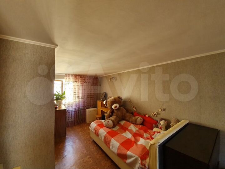 Дом 315 м² на участке 4,3 сот.