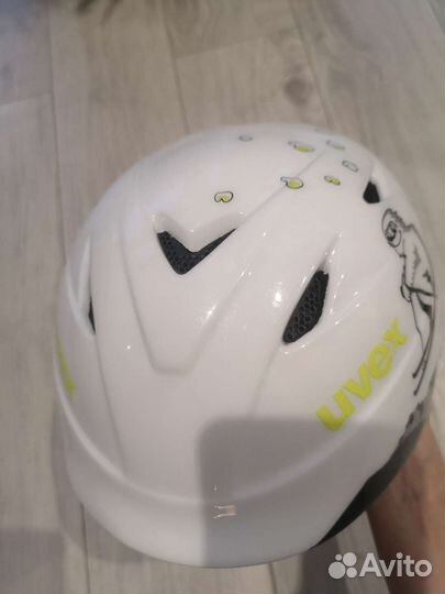 Шлем горнолыжный детский uvex 48-52