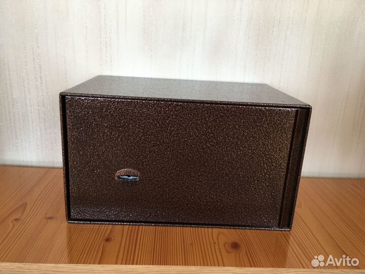 Сейф (пистолетный шкаф)