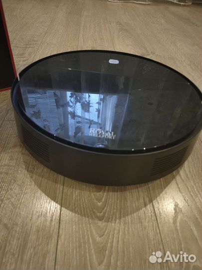 Робот пылесос