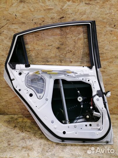 Дверь задняя левая Mazda 6 GH Лифтбэк