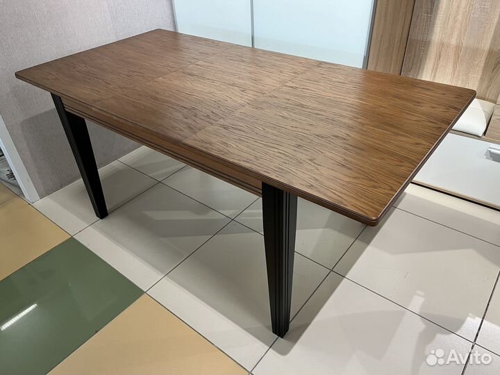 Стол обеденный раздвижной из массива