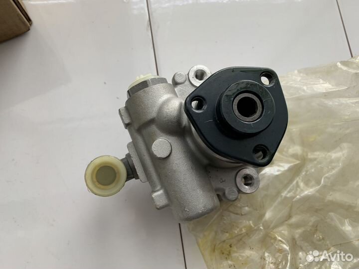 Насос гидроусилителя Mercedes W163 W220 98-05