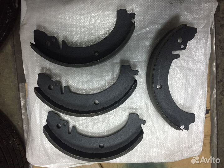 Тормозные задние колодки ваз 2101-07, LADA 4х4