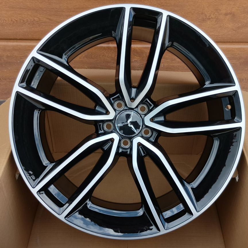 Литые диски Mercedes-Benz 10×R22 5×112