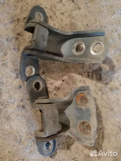 Петля двери виста ардео