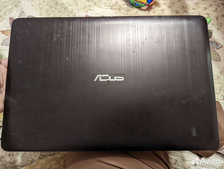 Ноутбук asus