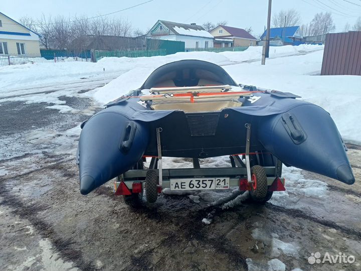 Лодка пвх Гладиатор AL370 с мотором и прицепом