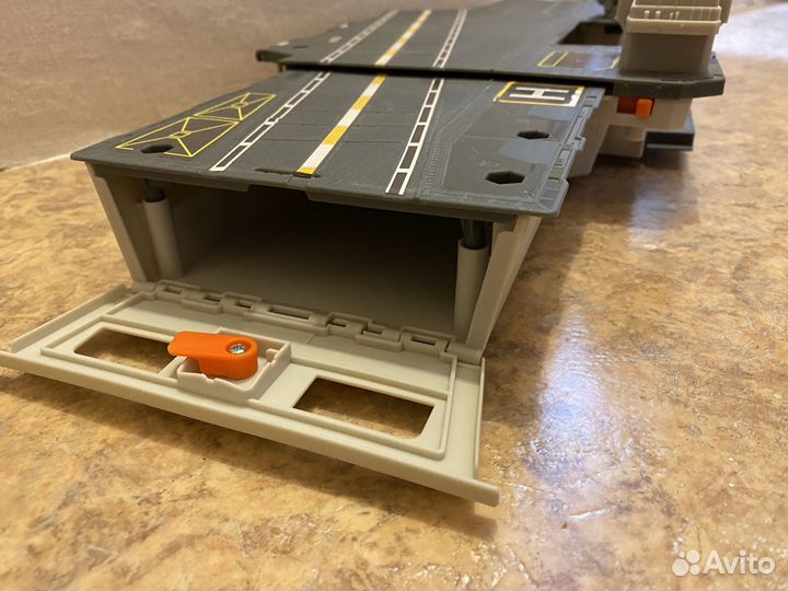Авианосец matchbox