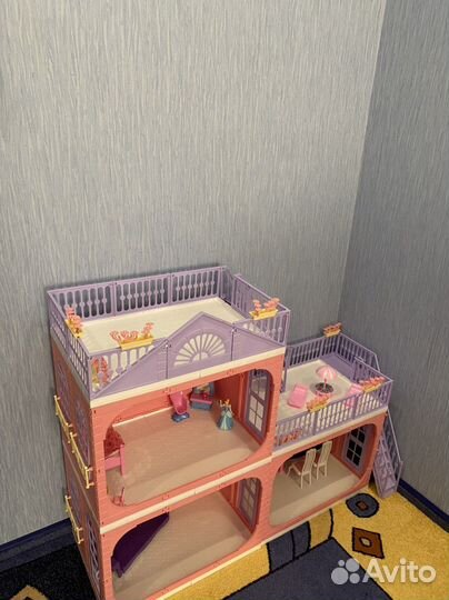 Домик кукольный