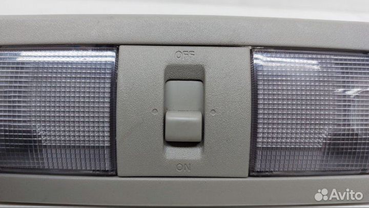 Плафон освещения салона Nissan Pathfinder R51 4.0