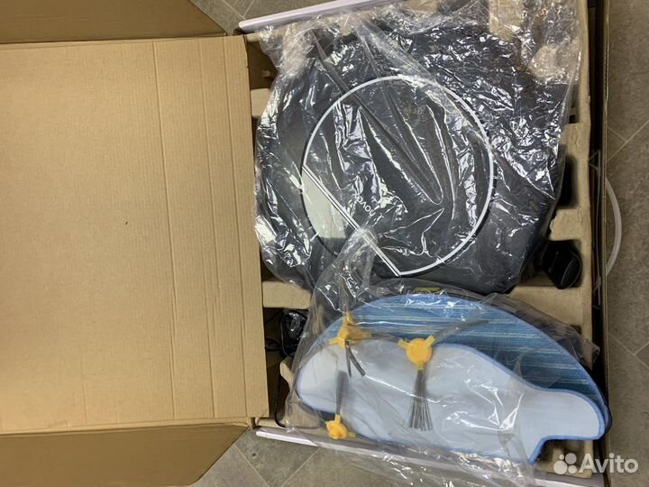 Робот пылесос Novex