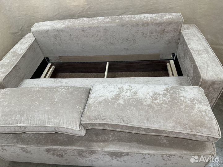 Диван новый