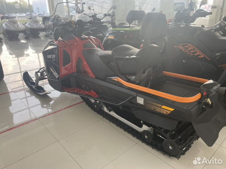 Снегоход Frontier1000