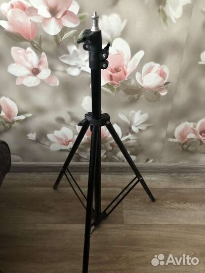 Кольцевая лампа