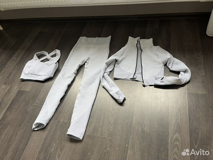 Костюм для фитнеса