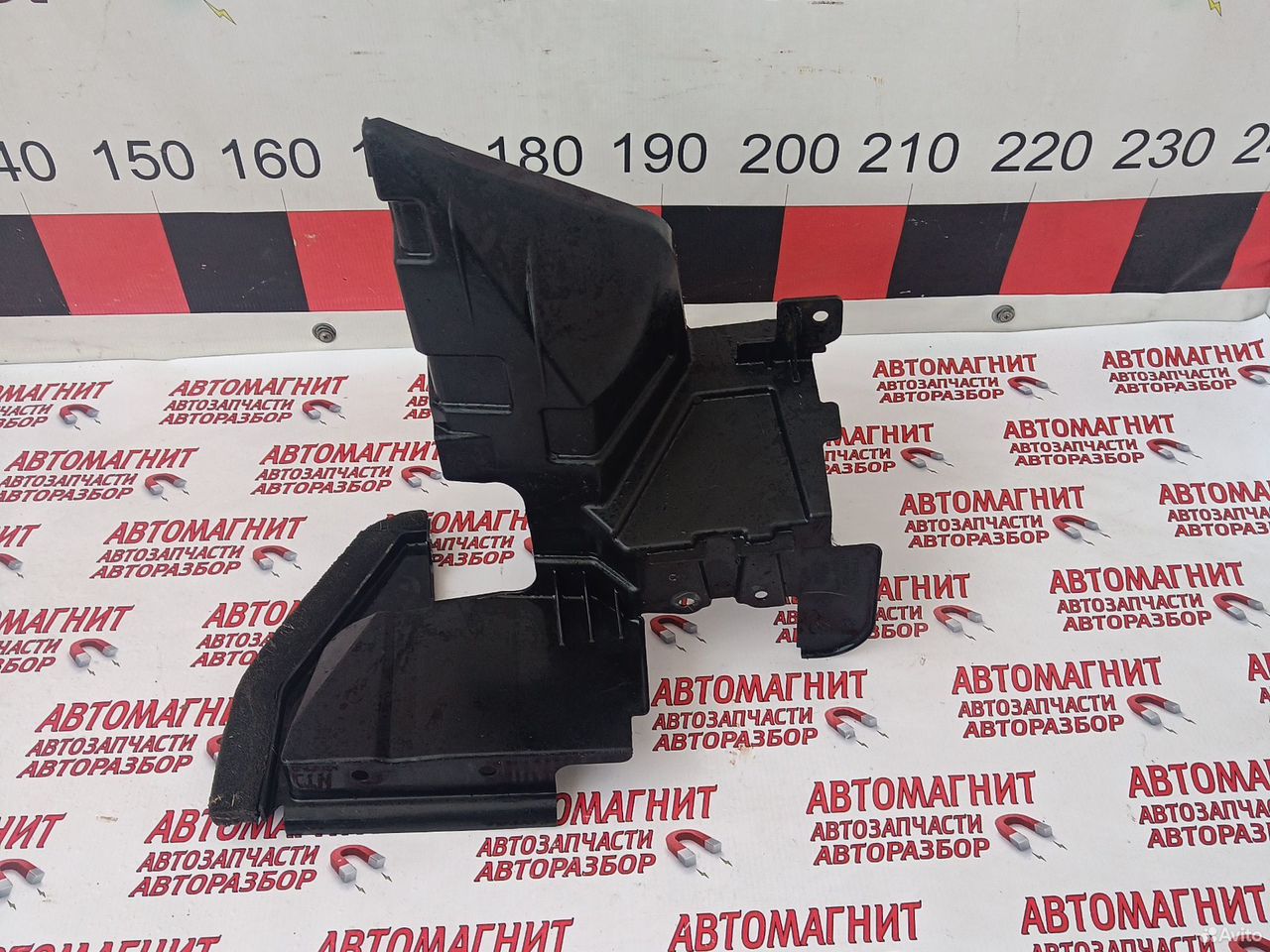 Дефлектор радиатора охлаждения Инфинити QX80 Z62