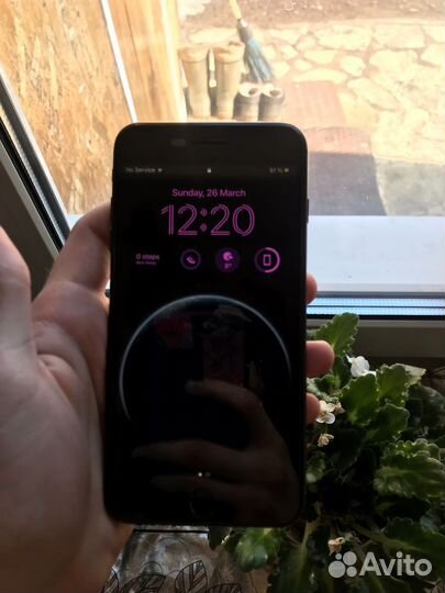 Телефон iPhone 8 plus