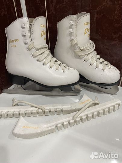 Коньки фигурные Graf