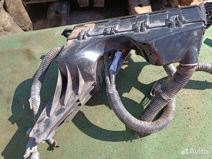 Блок предохранителей Джили эмгранд EC7 1.8 л 2013г