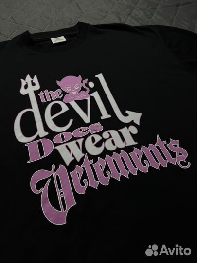 Футболка vetements the devil
