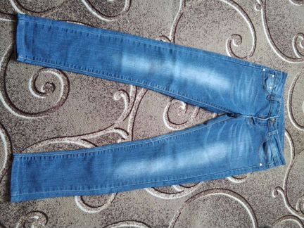 Джинсы