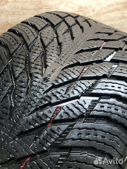 Nokian Tyres Hakkapeliitta R3 245/40 R18 97T